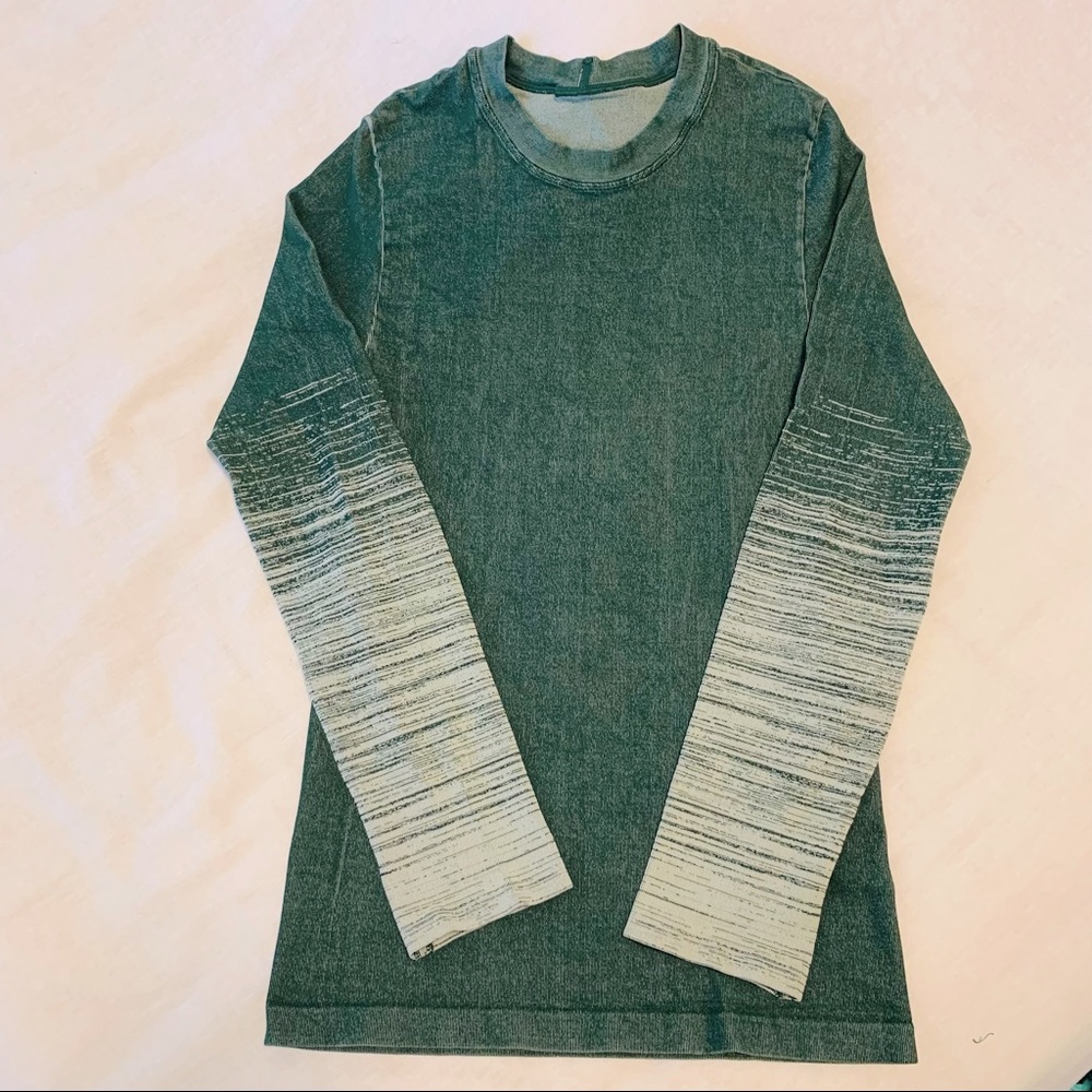 LAST CHANCE 🚀 Phat Buddha Long Sleeve Stretch Knit Top